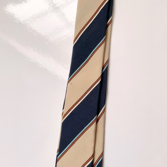 Vintage GIVENCHY 100% SILK Silk Gentlemen Necktie - Picture 12 of 12